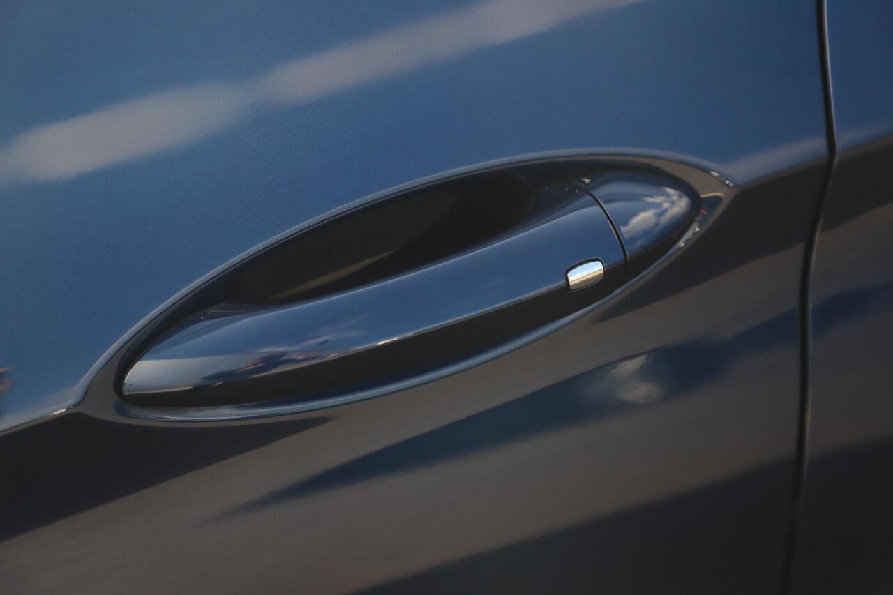 Opel ASTRA 1.2 Elegance 131PK 16 inch LMV Keyless Navigatie Carplay Android Achteruitrijcamera Clima Cruise Parkeersensor