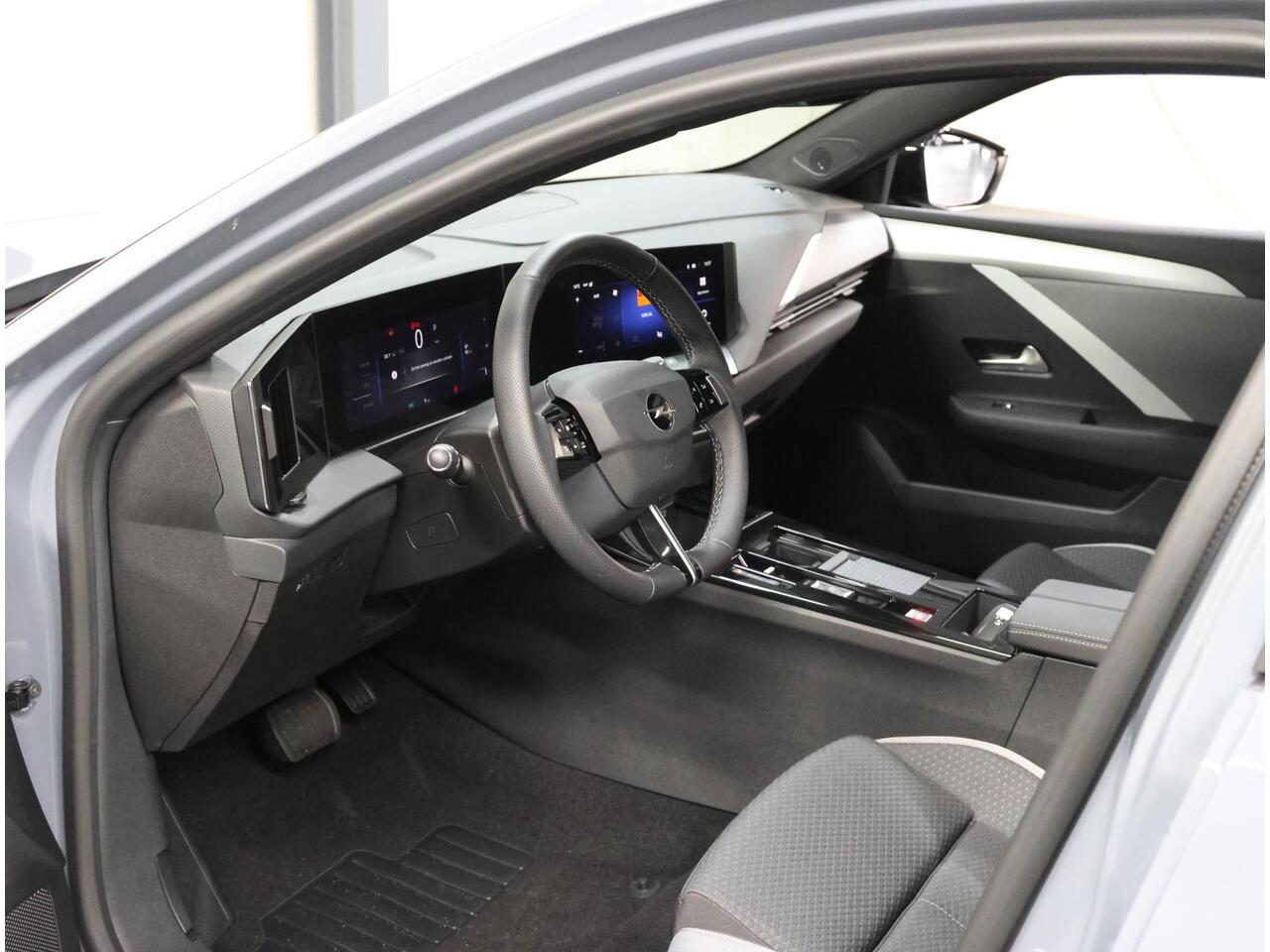 Opel ASTRA Sports Tourer 1.2 Turbo Hybrid Business Edition | AUTOMAAT | AppleCarplay/AndroidAuto | Navigatie | CruiseControl | Camera | Parkeersensoren | AGR Stoel | Stoel/Stuur verwarming |