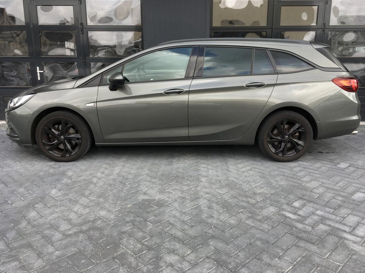 Opel ASTRA Sports Tourer 1.6 Innovation NAP