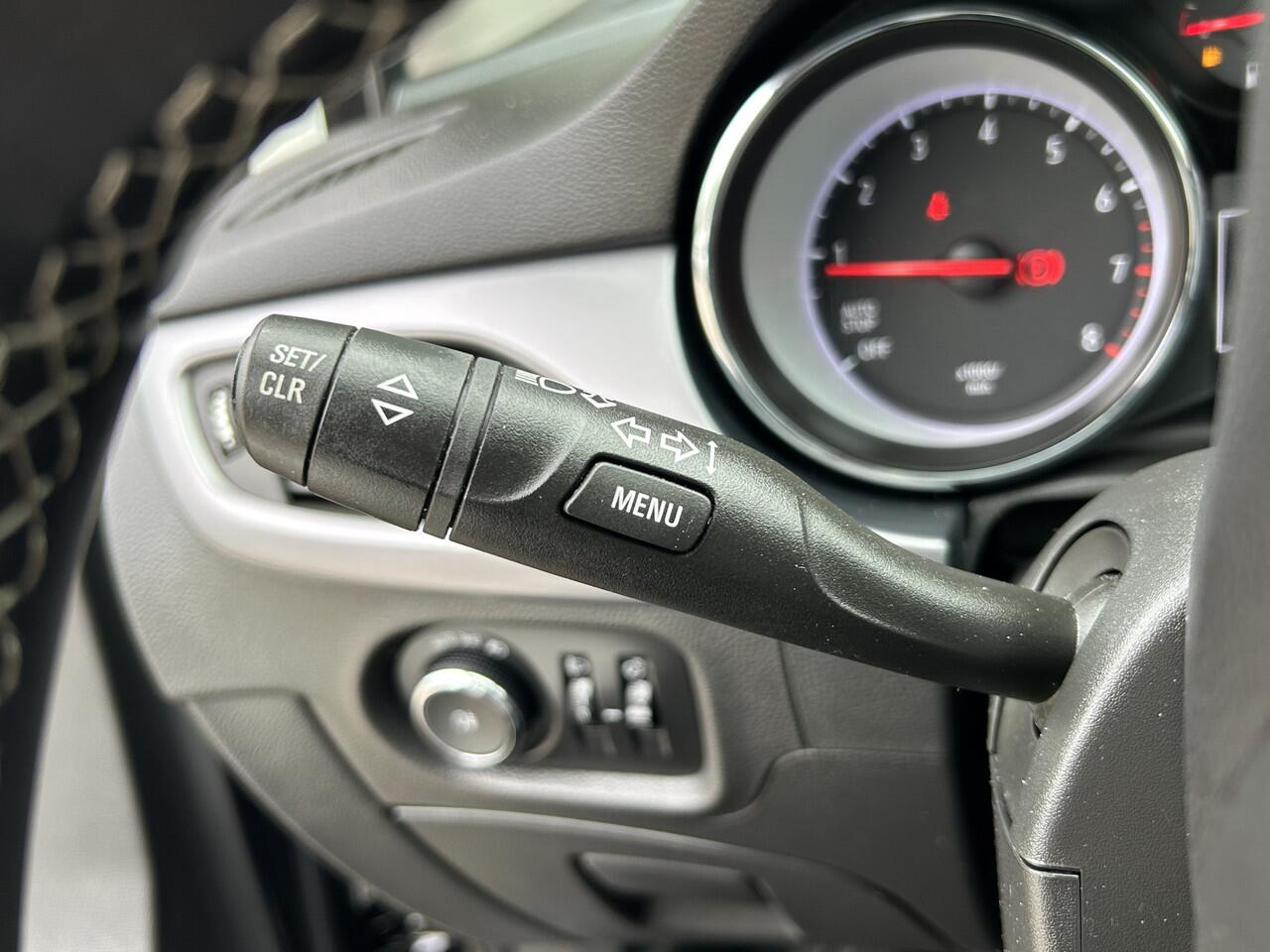 Opel ASTRA Sports Tourer 1.0 Turbo Business+ 50% deal 4.475,- ACTIE LMV / Clima / Cruise / Navi / PDC