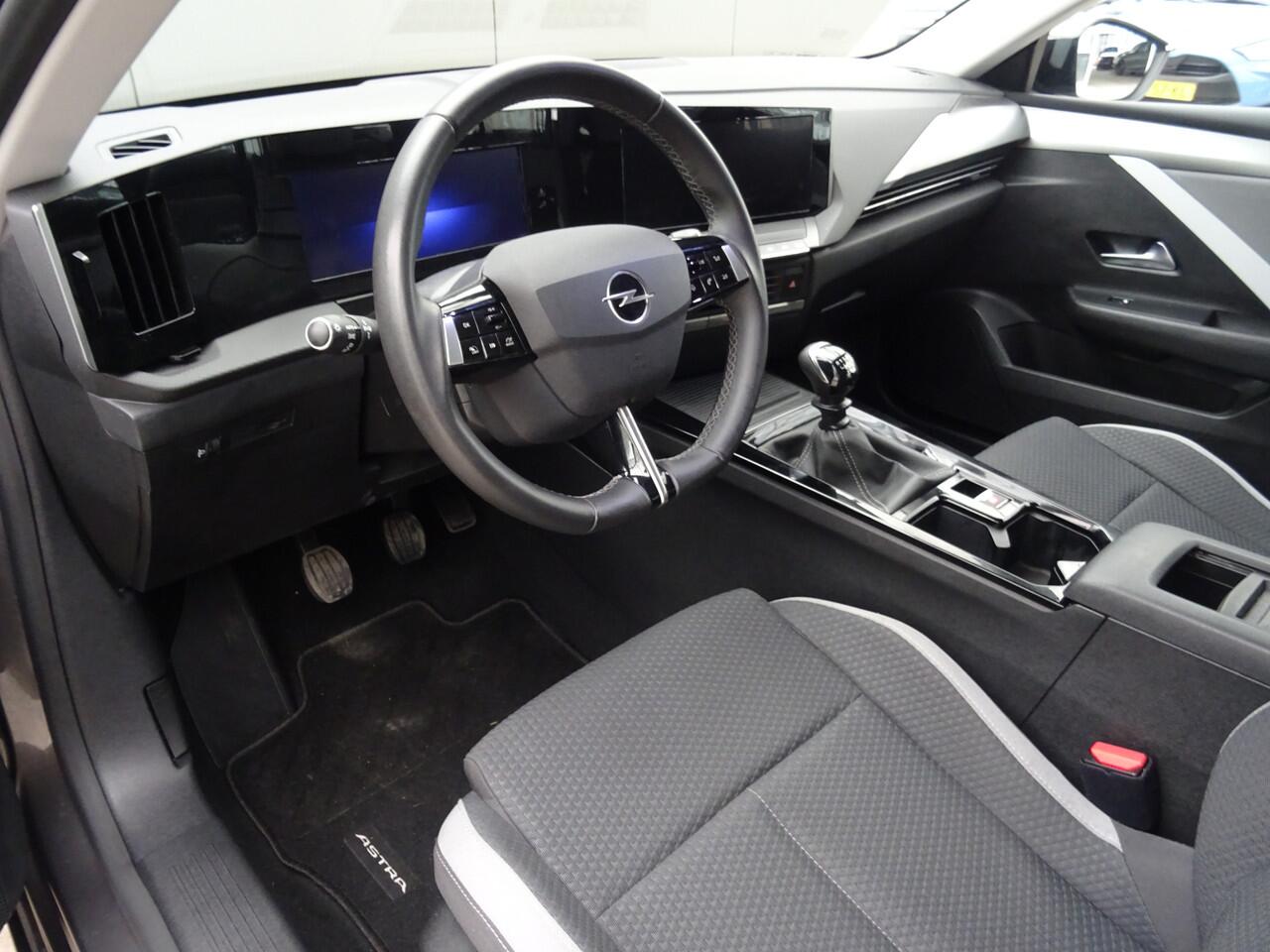 Opel ASTRA Sports Tourer 1.2 Turbo * PDC * CARPLAY !!