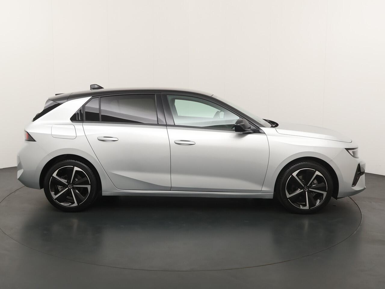 Opel ASTRA 1.2 Turbo GS Automaat Navi/17"LM /Clima/Cruise/Camera