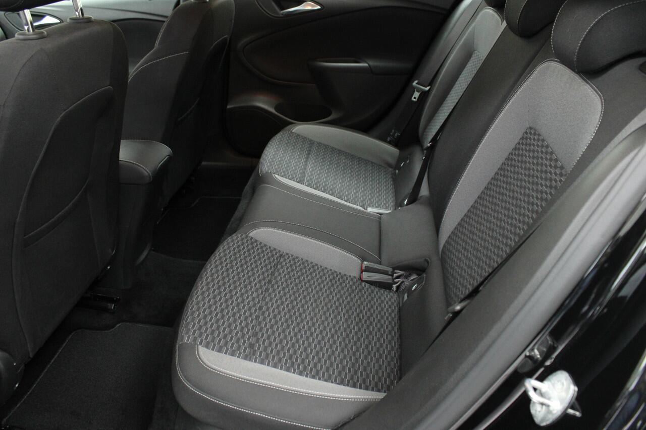 Opel ASTRA Sports Tourer 1.2 Business Edition | trekhaak | climate control | navigatie | carplay | pdc v/a + camera | cruise control | bluetooth