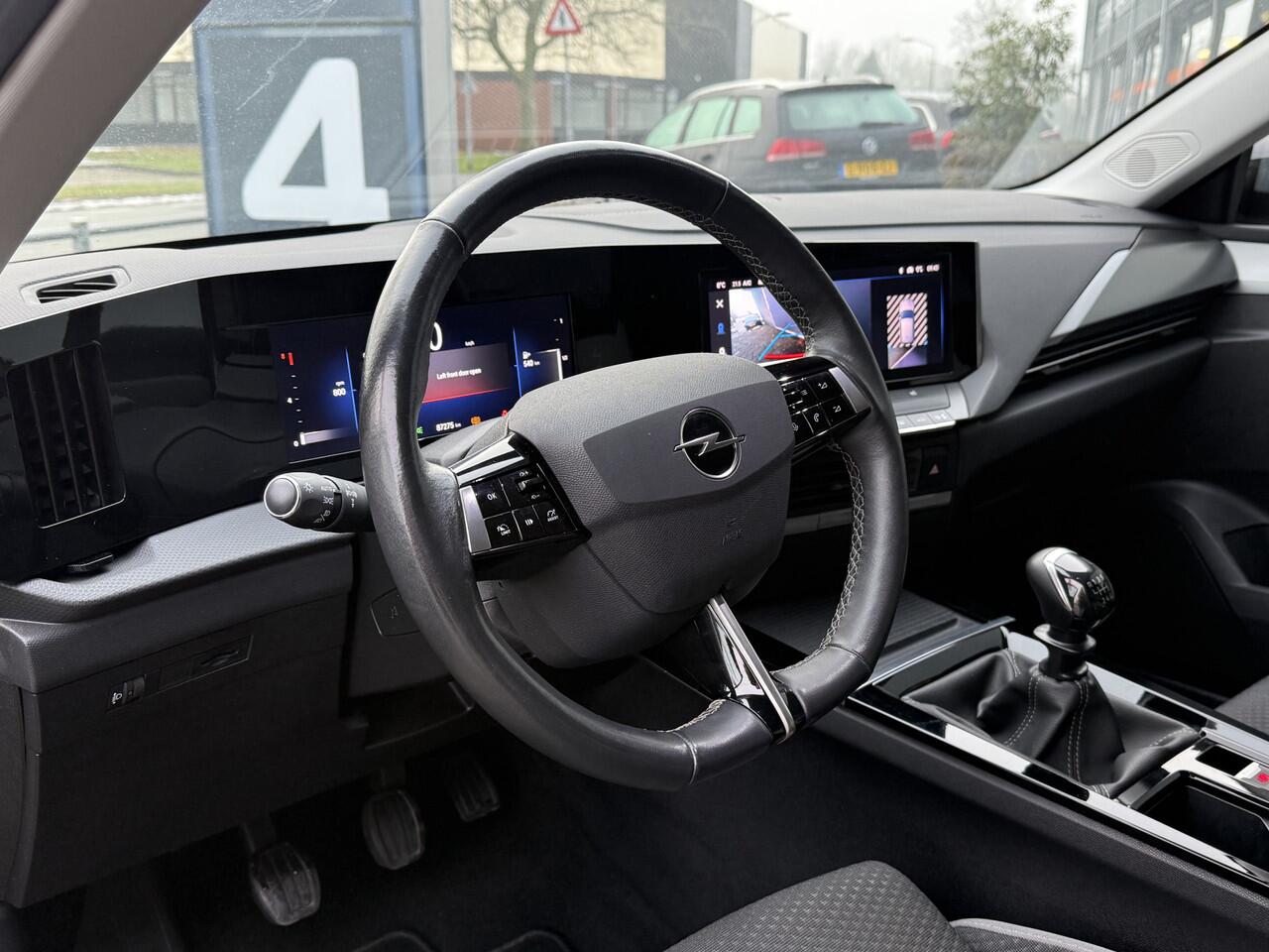 Opel ASTRA BWJ 2022 | 1.2 131PK Business Edition | CLIMA | NAVI | STOELVERW | PRIVACY GLASS | CAMERA A |