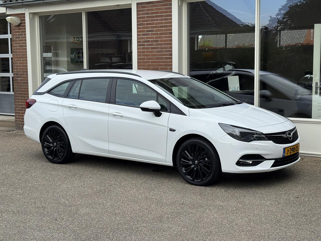 Opel ASTRA Sports Tourer 1.2 Edition 110 Pk, Airco, Navigatie,
