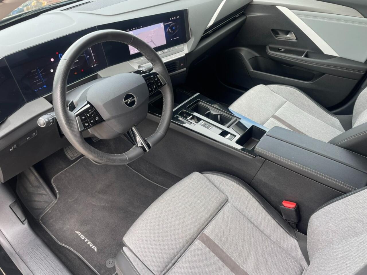 Opel ASTRA ST 1.6 Turbo Plug In Hybrid Carplay / Camera / Stoelverwarming