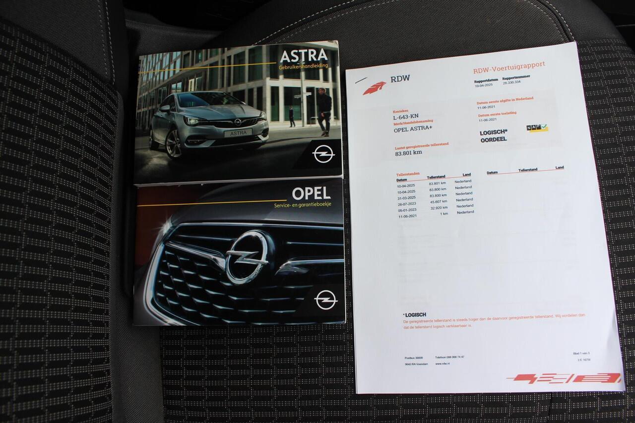 Opel ASTRA 1.2 turbo+ 146PK Business Elegance camera DAB audio Carplay 18 inch velgen climate en cruise control