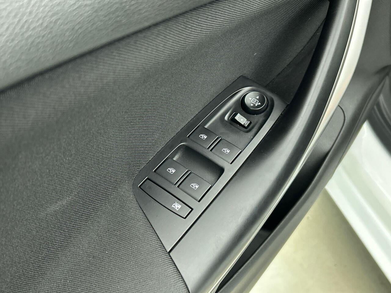 Opel ASTRA Sports Tourer 1.2 Edition Airco ECC AGR Comfortstoel PDC VA+ Camera Navi Carplay Full LED Cruise Control Blind Spot APK 08-2027!