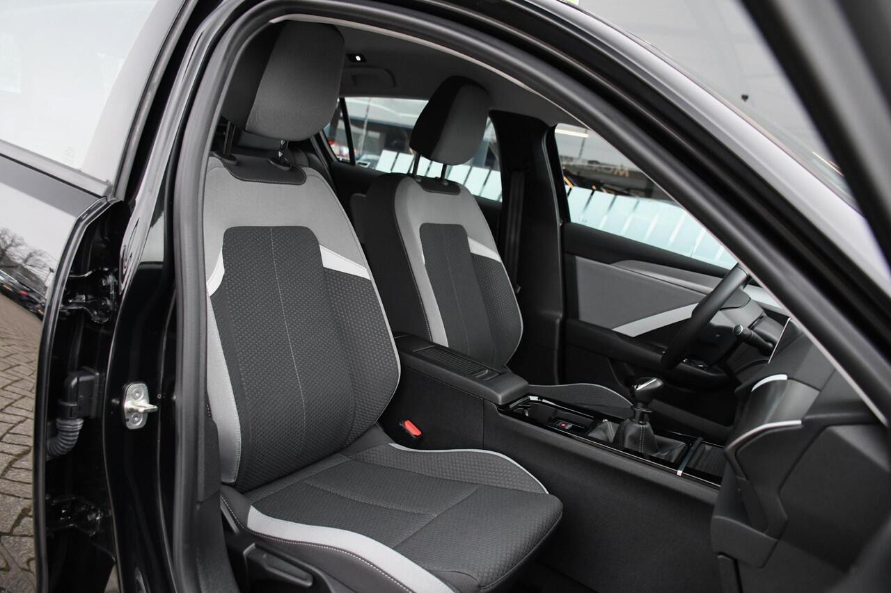 Opel ASTRA 1.2 Edition 1 EIGENAAR / APPLE CARPLAY / NAVIGATIE