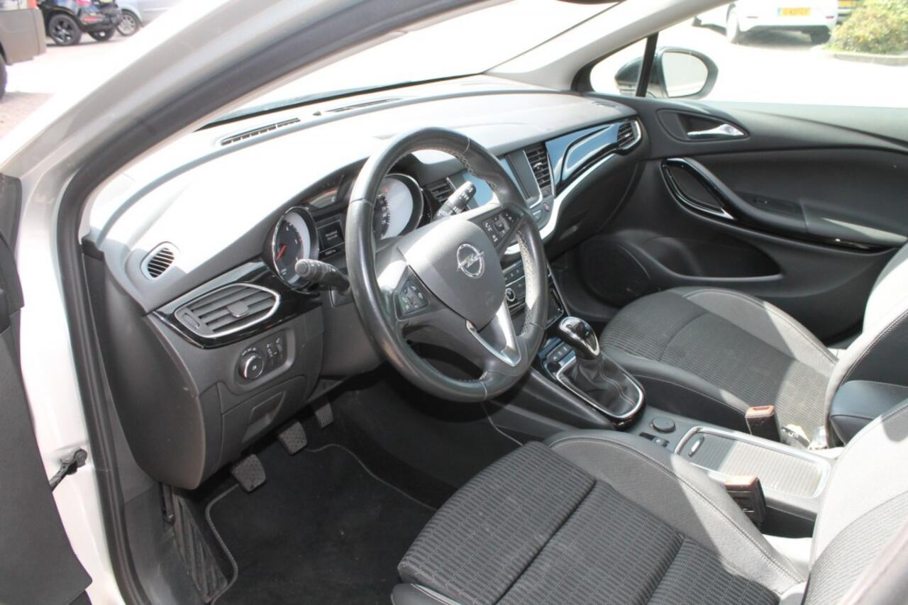 Opel ASTRA 1.5 CDTI Business Elegance