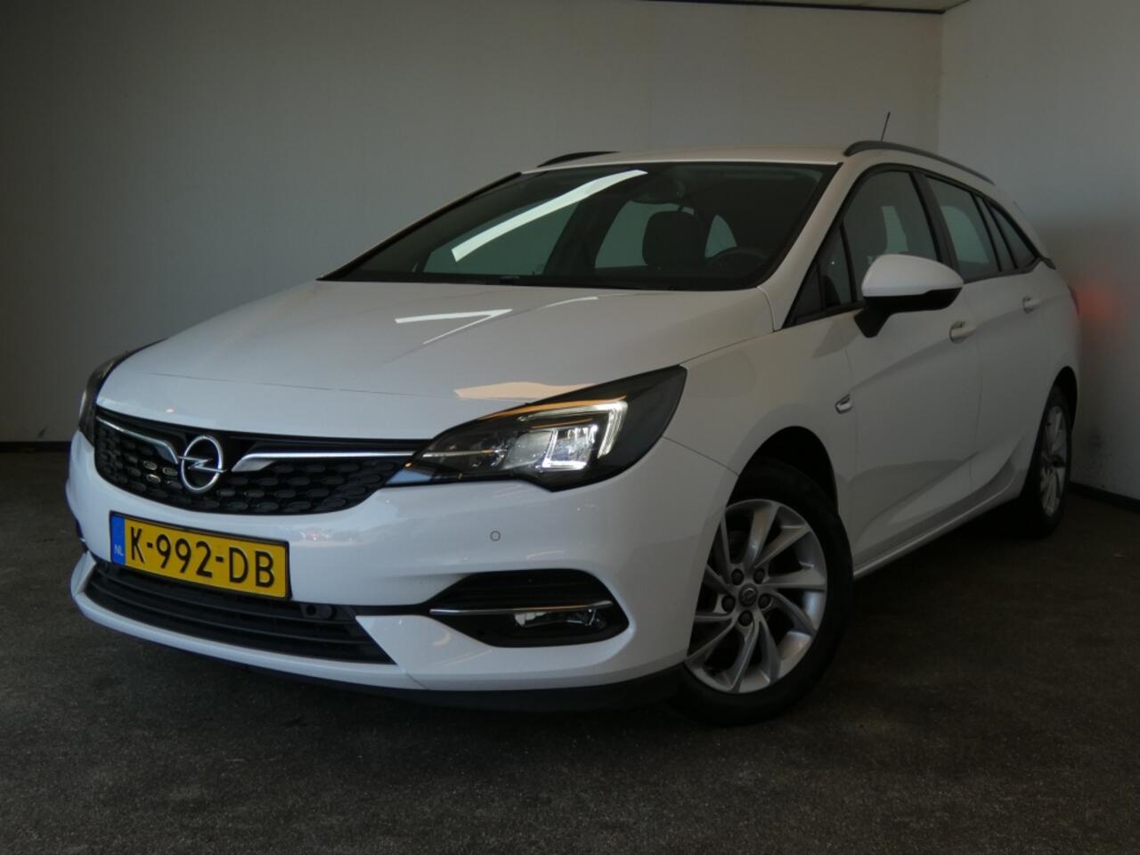 opel-astra-sports-tourer-1.2-editio