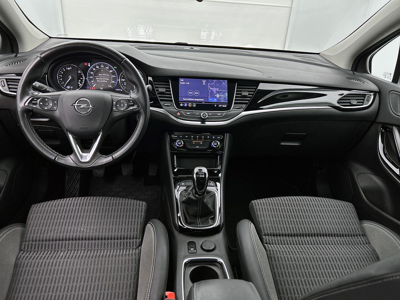 Opel ASTRA Sports Tourer 1.2 Business Elegance Navigatie | Schuifdak | Camera achter | Trekhaak