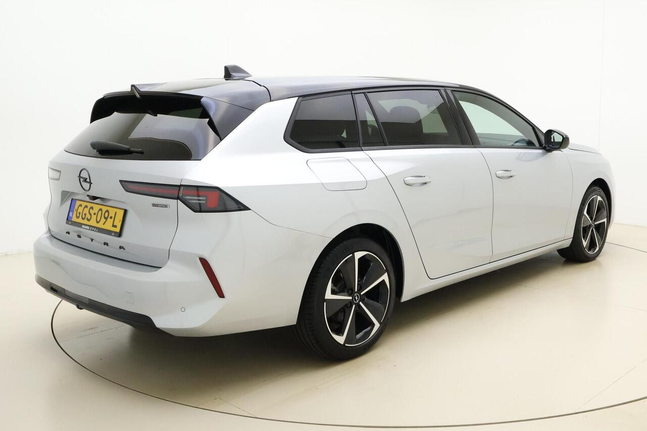 Opel ASTRA Sports Tourer 1.2 Turbo 145pk Hybrid GS | Navigatie | Stoel & Stuurverwarming | Keyless | Lichtmetalen velgen | Extra getint glas | Camera | Climate control | Zwart dak