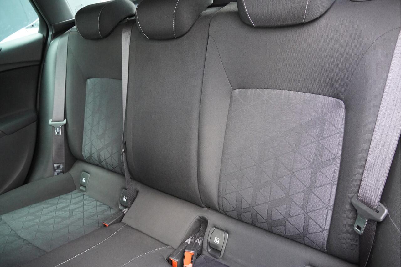 Opel ASTRA Sports Tourer 1.0 Turbo 120 Jaar Edition BJ2019 Lmv 16" | Led | Pdc | Navi | Climate control | Cruise control | Extra getint glas