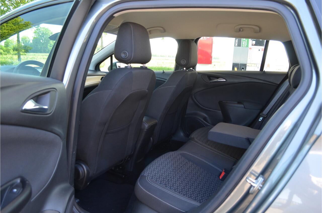 Opel ASTRA Sports Tourer 1.0 Turbo Onl. Edition | Intellilink | Carplay | Navi | DAB | Cruise | PDC v+a | NL auto