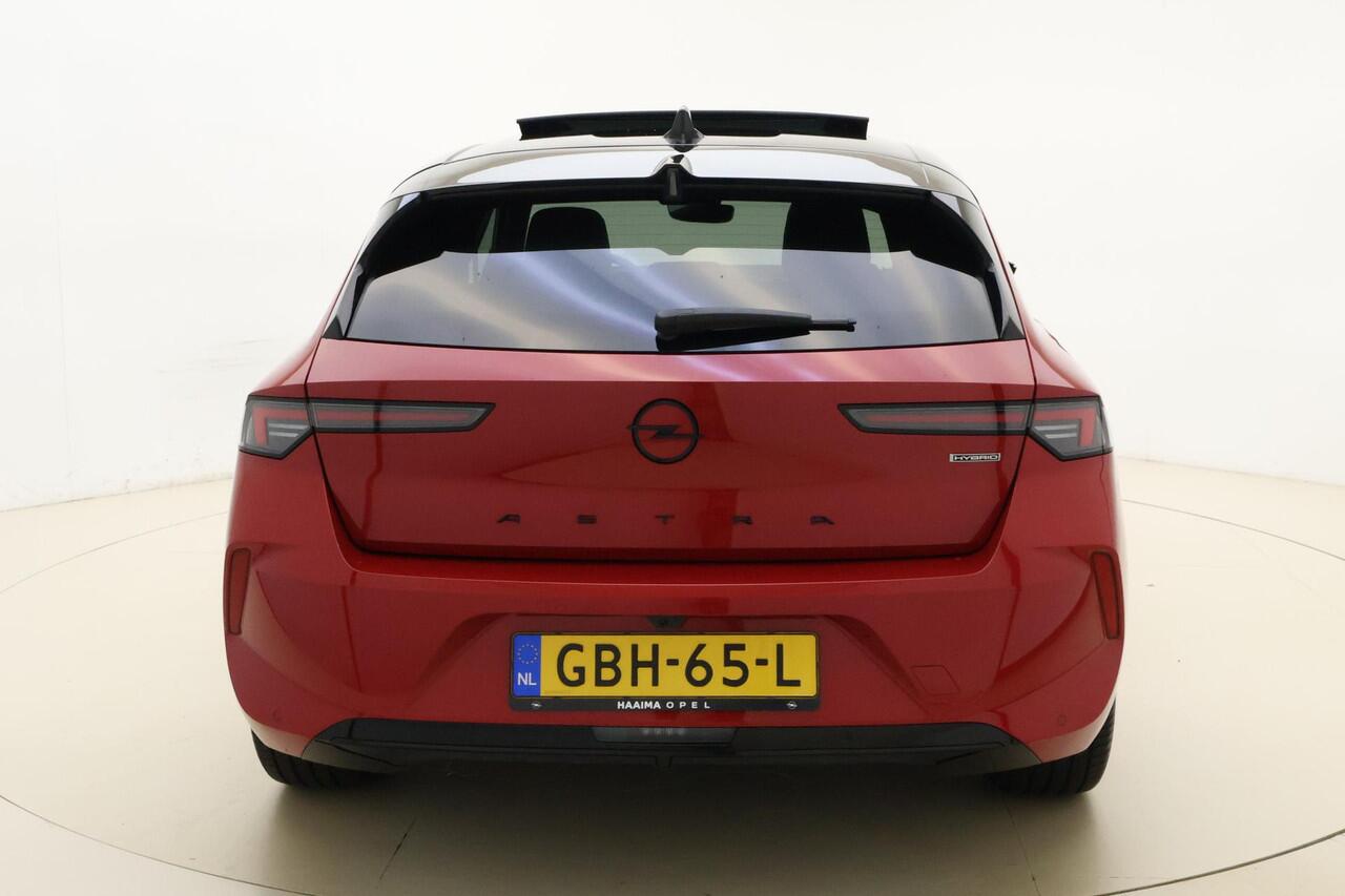 Opel ASTRA 1.6 Hybrid Level 4 180 PK Automaat | Navigatie | Glazen schuif kanteldak | Camera | Alcantara bekleding | Zwart dak | Keyless | Camera