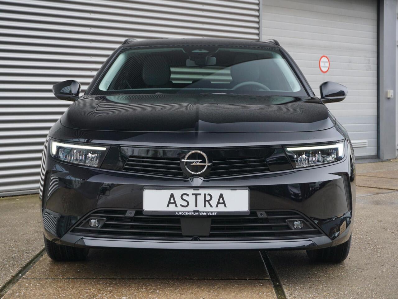 Opel ASTRA Sports Tourer 1.2 Turbo Business Edition