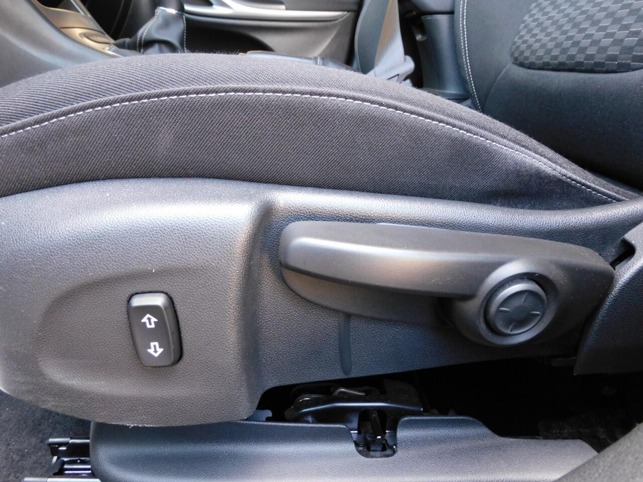 Opel ASTRA 1.4 Turbo 120 Jaar Edition 1e EIGENAAR! TOPSTAAT! FULLMAP NAVI! BLUETOOTH! CRUISE! CLIMA! LM VELGEN!