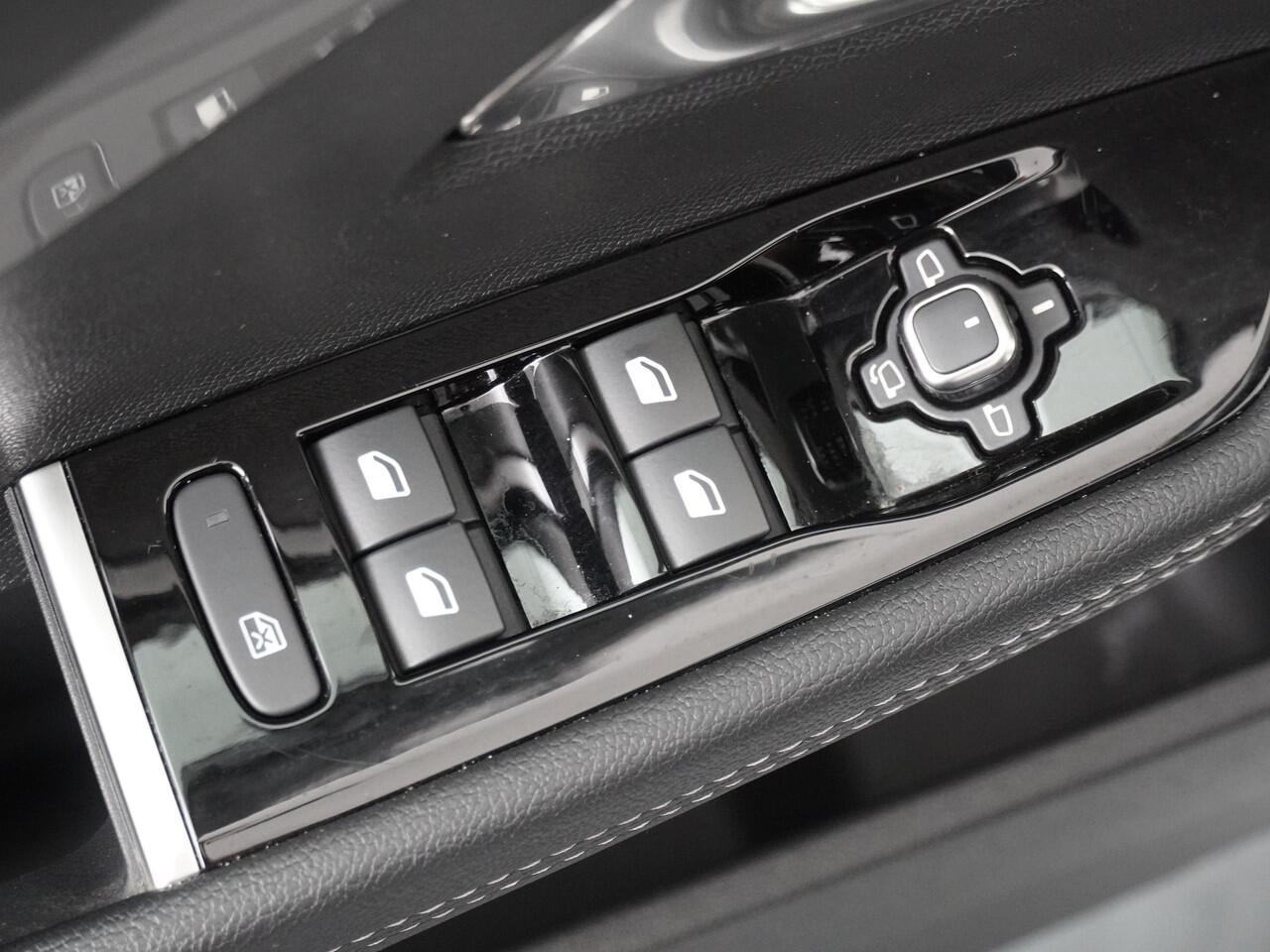 Opel ASTRA 1.2 Turbo GS Automaat Navi/17"LM /Clima/Cruise/Camera