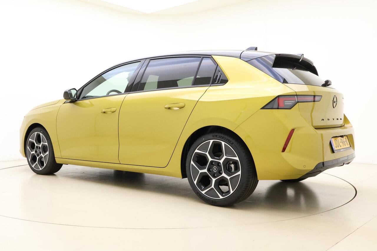 Opel ASTRA 1.2 Turbo GS 130pk Automaat | Adaptive Cruise Control | 360° Camera | 18" Lichtmetalen velgen | Panorama dak | Stoelverwarming | Keyless Entry & Start | Navigatie