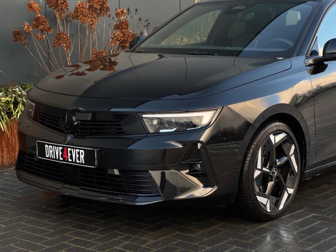 Opel ASTRA Sports Tourer 1.6 Turbo PHEV GSe FULL NAVI LEDER LED CLIMATE 360 CAMERA