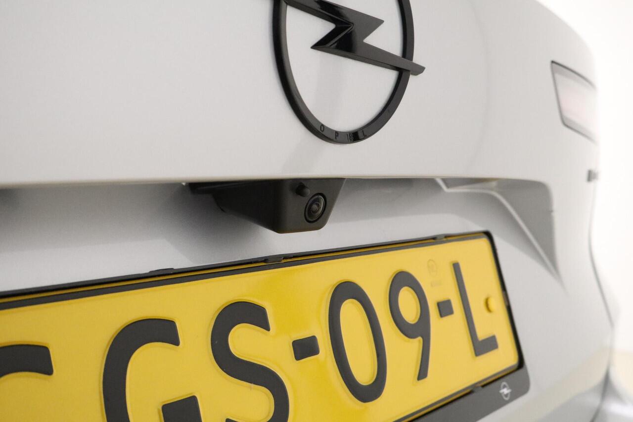 Opel ASTRA Sports Tourer 1.2 Turbo 145pk Hybrid GS | Navigatie | Stoel & Stuurverwarming | Keyless | Lichtmetalen velgen | Extra getint glas | Camera | Climate control | Zwart dak