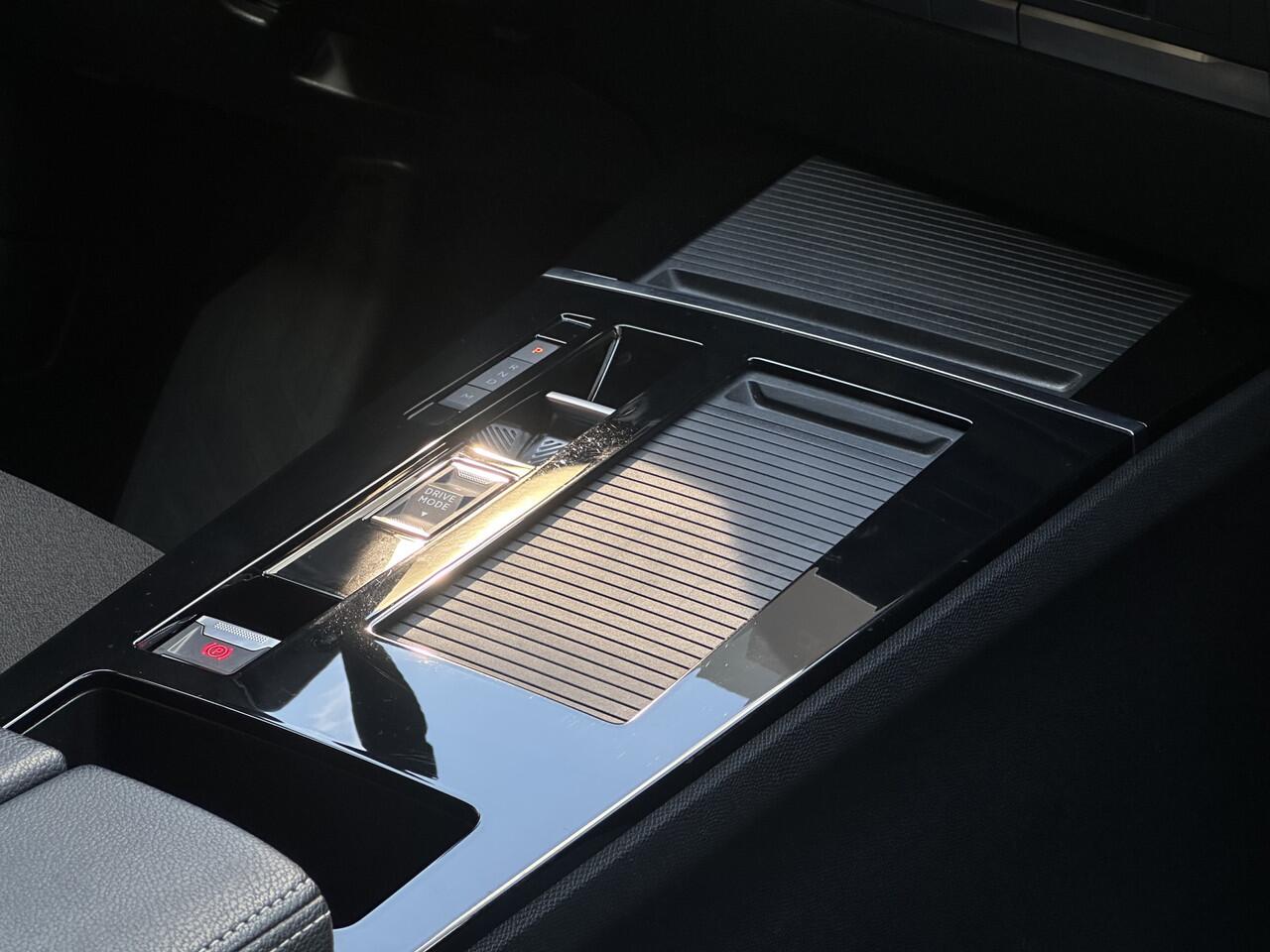 Opel ASTRA Sports Tourer 1.2 Turbo GS Key less/Camera V+A/Stoel en stuurverwarming.