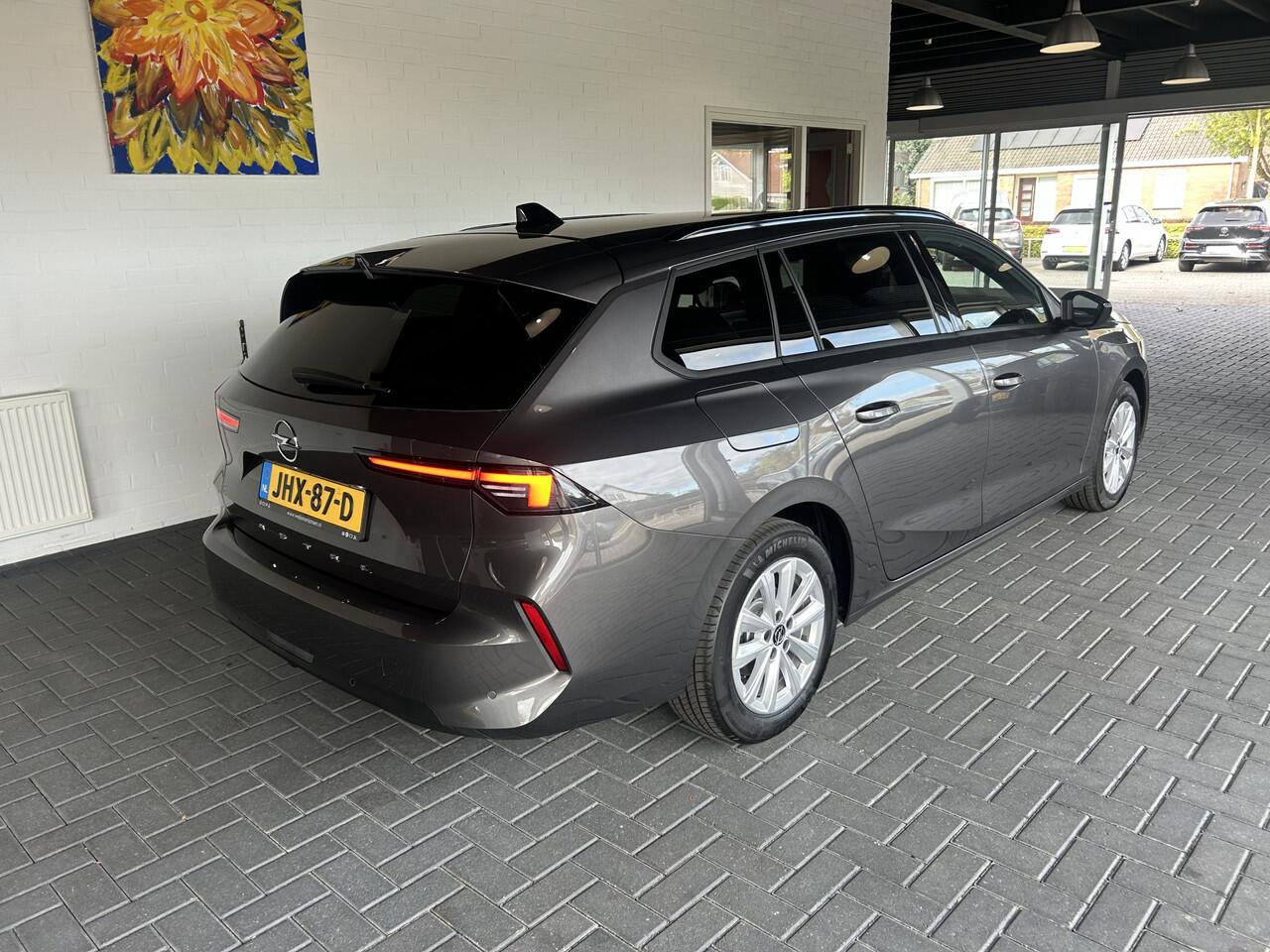 Opel ASTRA Sports Tourer 1.2 Turbo Edition / Stoelverwarming / Stuurverwarming / Apple Carplay