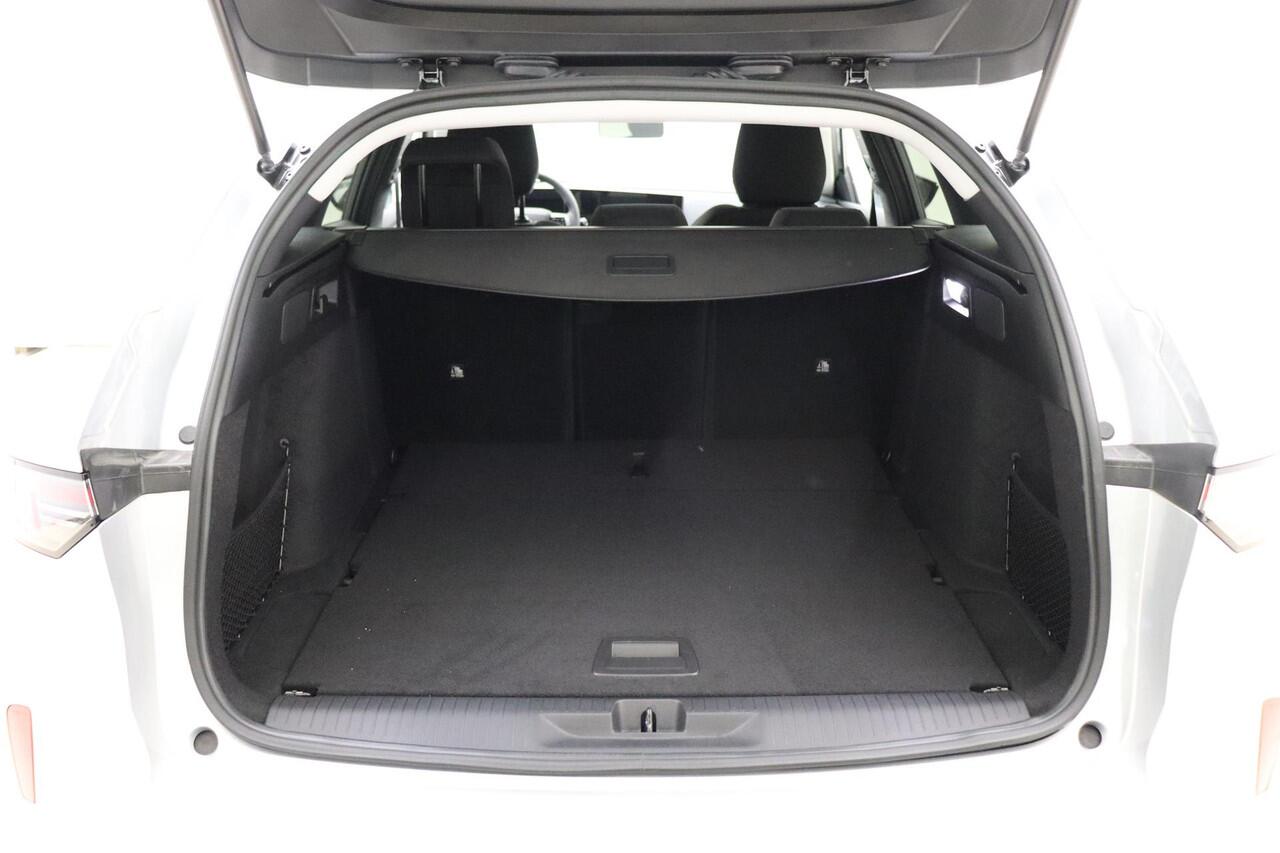 Opel ASTRA Sports Tourer 1.2 Turbo 110pk Business Edition | DEMO | Navigatie | Adaptive Cruise control | Stoel + stuurwielverwarming | Achteruitrijcamera | Getinte ramen