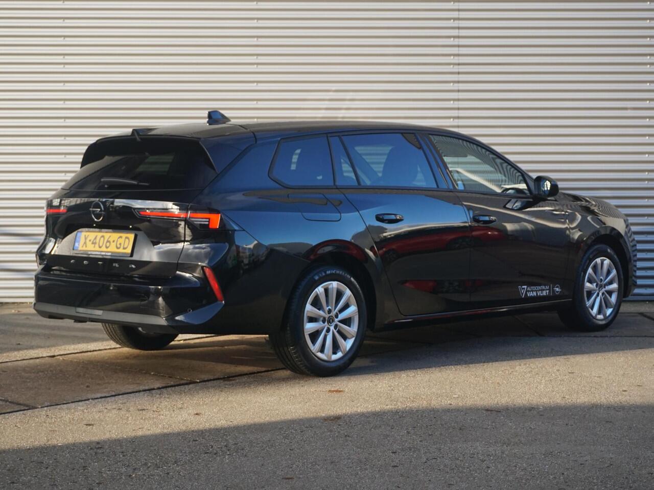 Opel ASTRA Sports Tourer 1.2 Level 2