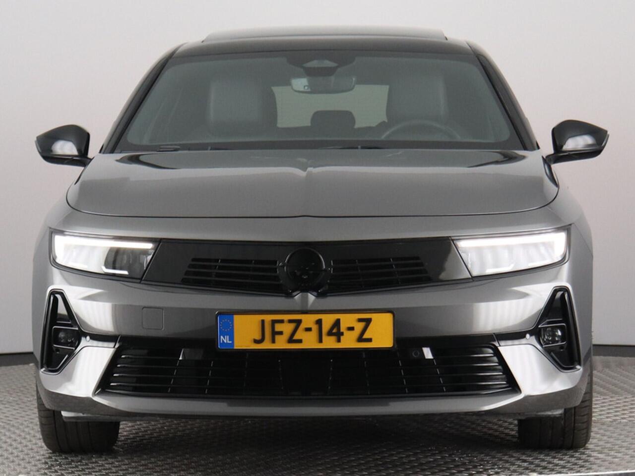 Opel ASTRA 1.6 Turbo Hybrid Level 4 Ultimate (Pano / Head-Up / AGR / ACC / Navi)