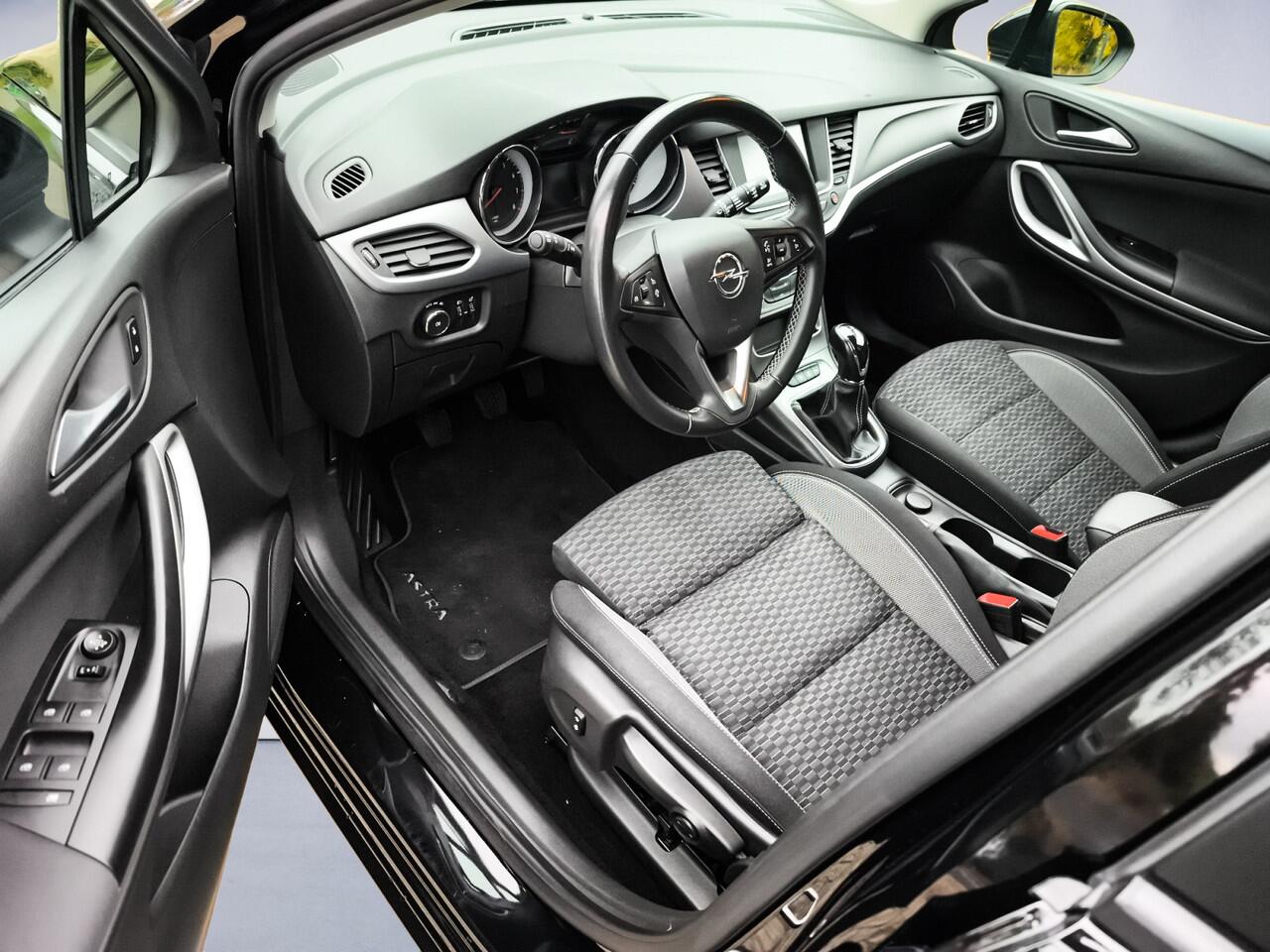 Opel ASTRA Sports Tourer 1.2 Edition Dealer-Onderh. BOVAG-Garantie. NL-Auto.