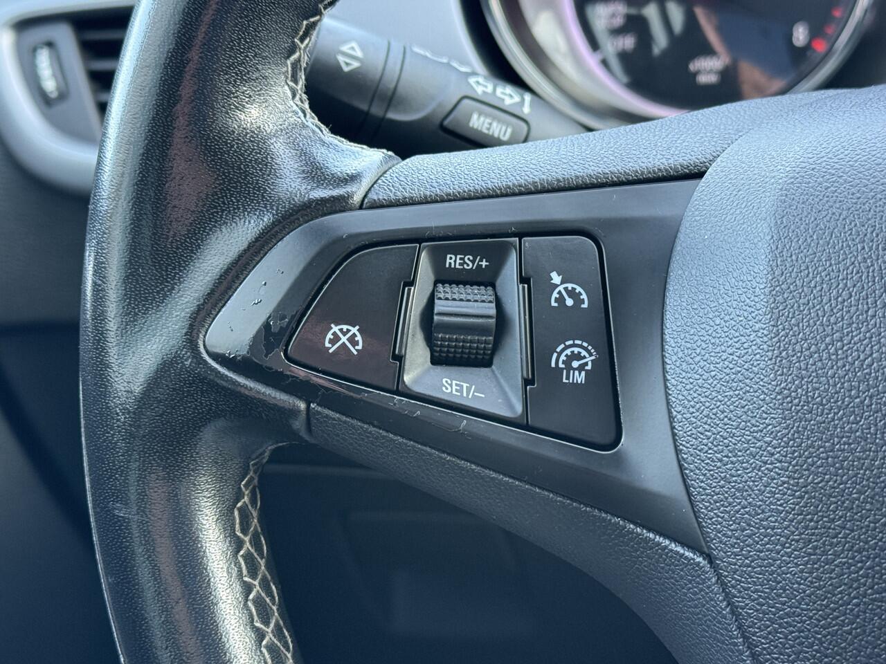 Opel ASTRA Sports Tourer BWJ 2021 1.2 111 PK Edition TREKHAAK | LED | AIRCO | CRUISE | BLUETOOTH | ELEK. PAKKET | ANDROID AUTO | APPLE CARPLAY | ISOFIX | PDC | MULTIFUNCT. STUUR