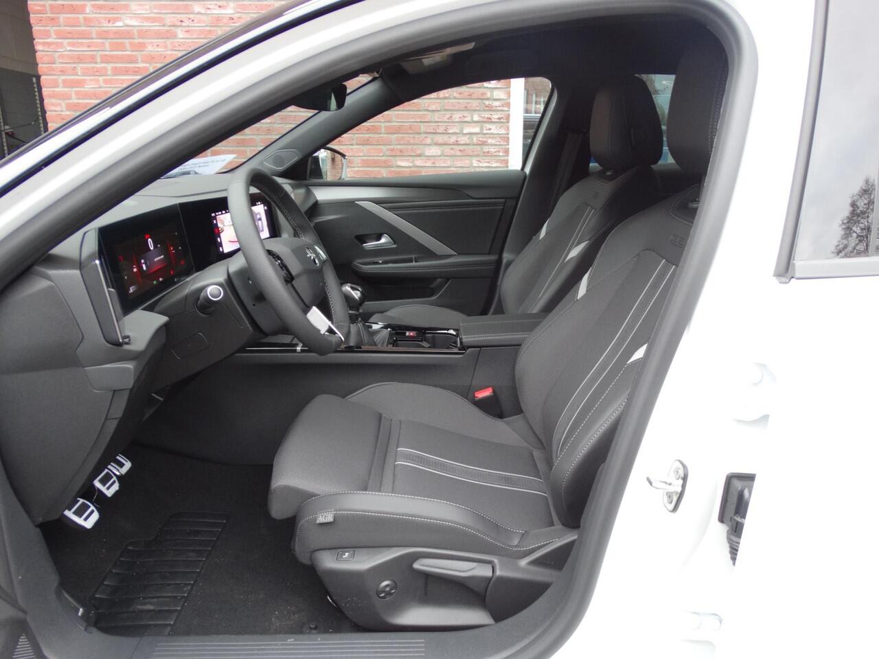 Opel ASTRA ST GS 1.2 Turbo 130pk | ¤ 6.968 KORTING | LED PIXEL VERLICHTING | NAVI PRO |