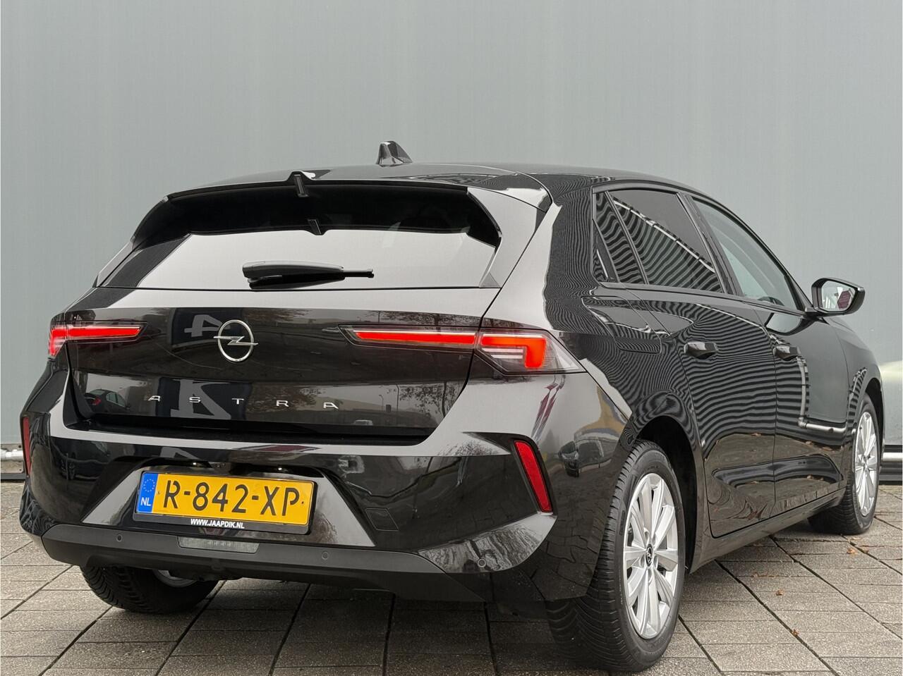 Opel ASTRA BWJ 12-2022 | 1.2 131PK! Bus. Edition | CAMERA | NAVI | CLIMA | CARPLAY | AD CRUISE | PDC 2X | STOELVERW | STUURWIELVERW |