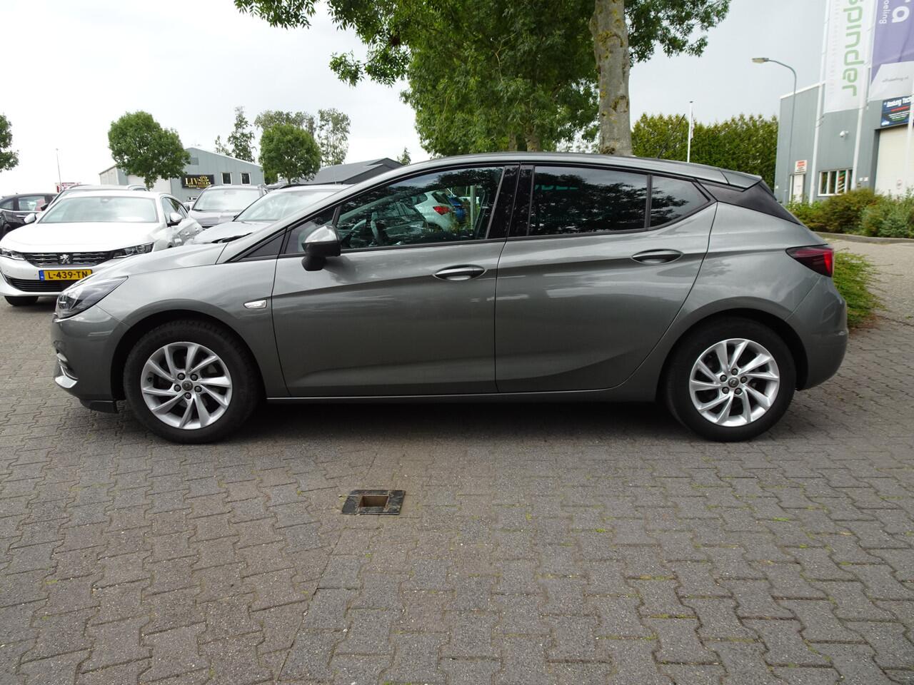 Opel ASTRA 1.2 5-Drs Elegance