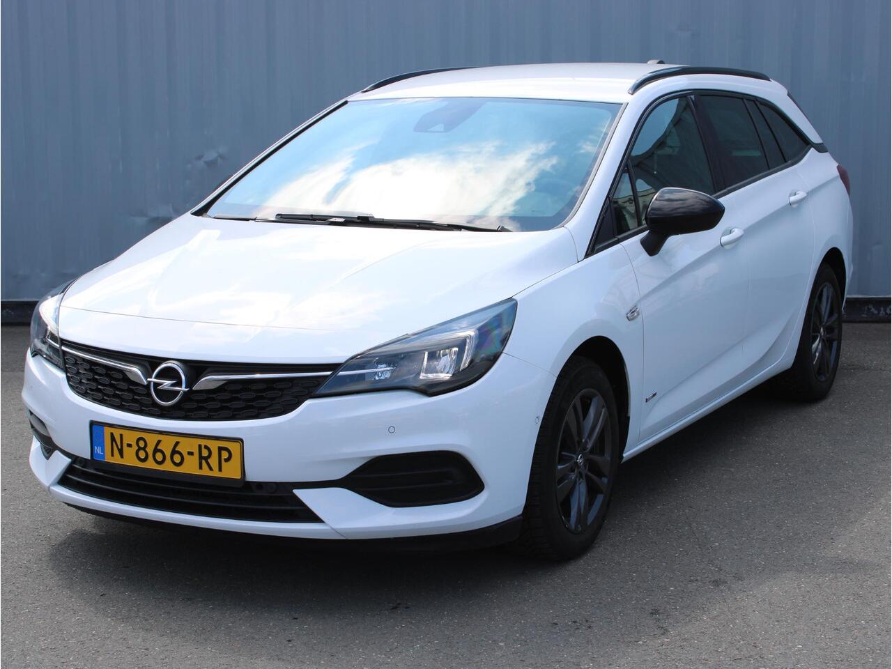Opel ASTRA Sports Tourer 1.2T 110 Design & Tech NAVI/CAMERA/TREKH.