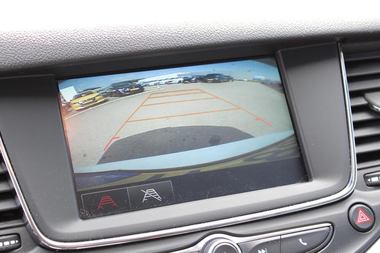 Opel ASTRA Sports Tourer 1.2T 110 Design & Tech NAVI/CAMERA/TREKH.