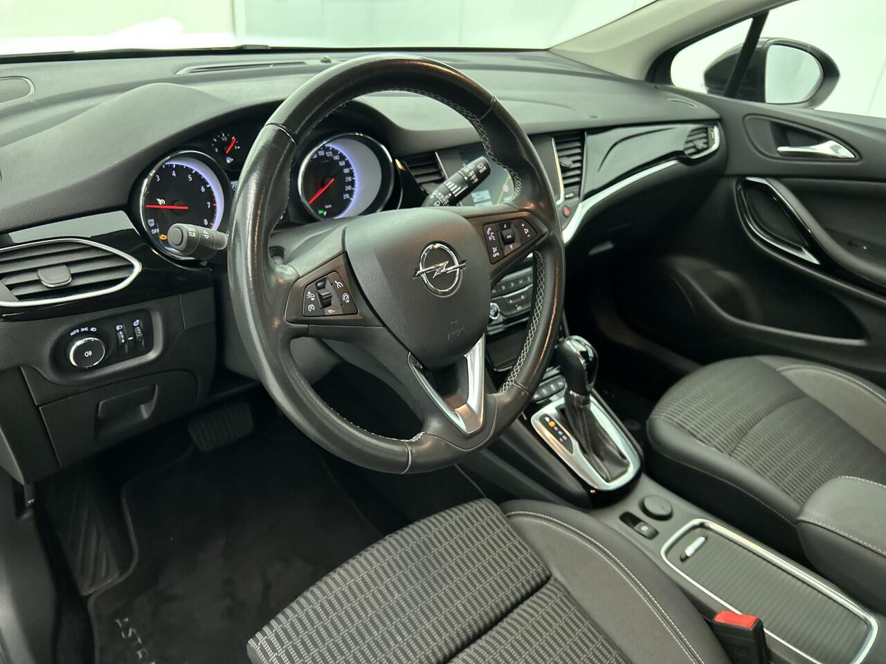 Opel ASTRA Sports Tourer 1.4T Automaat 146PK Elegance / Pdc+Camera / Airco / Radio-Multimedia Dab. / Navigatie / Apk 11-2027