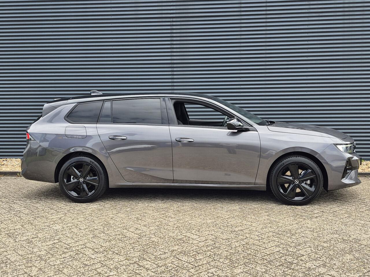 Opel ASTRA Sports Tourer 1.2 Turbo Hybrid GS | Automaat | Camera voor en achter | AGR Bestuurdersstoel | Stoel en Stuurverwarming | Navigatie | Apple Carplay en Android Auto | Zwart dak en Zwarte Velgen | Voorruit Projectie |