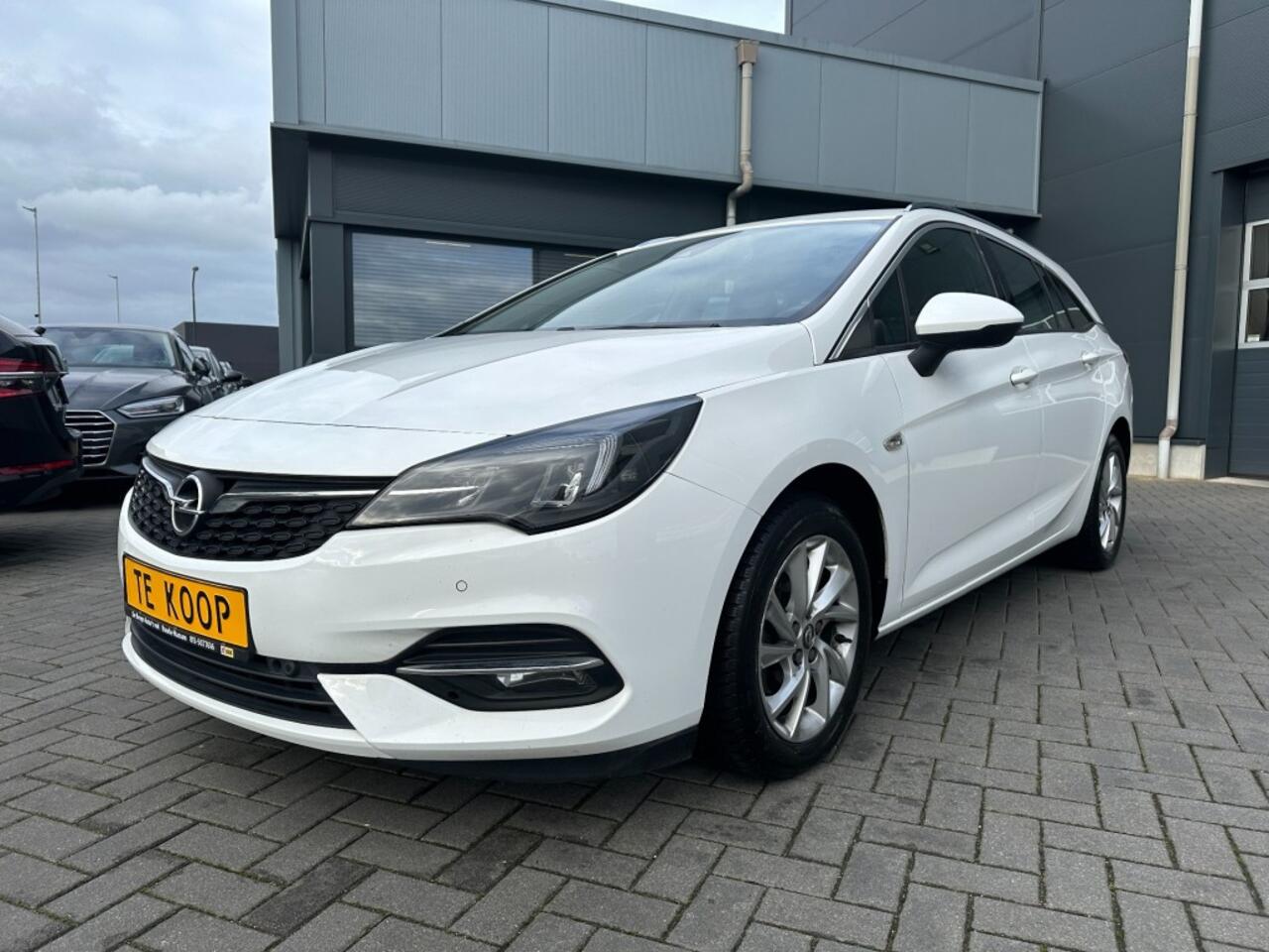 Opel ASTRA Sports Tourer 1.2T Business Elegance Navigatie