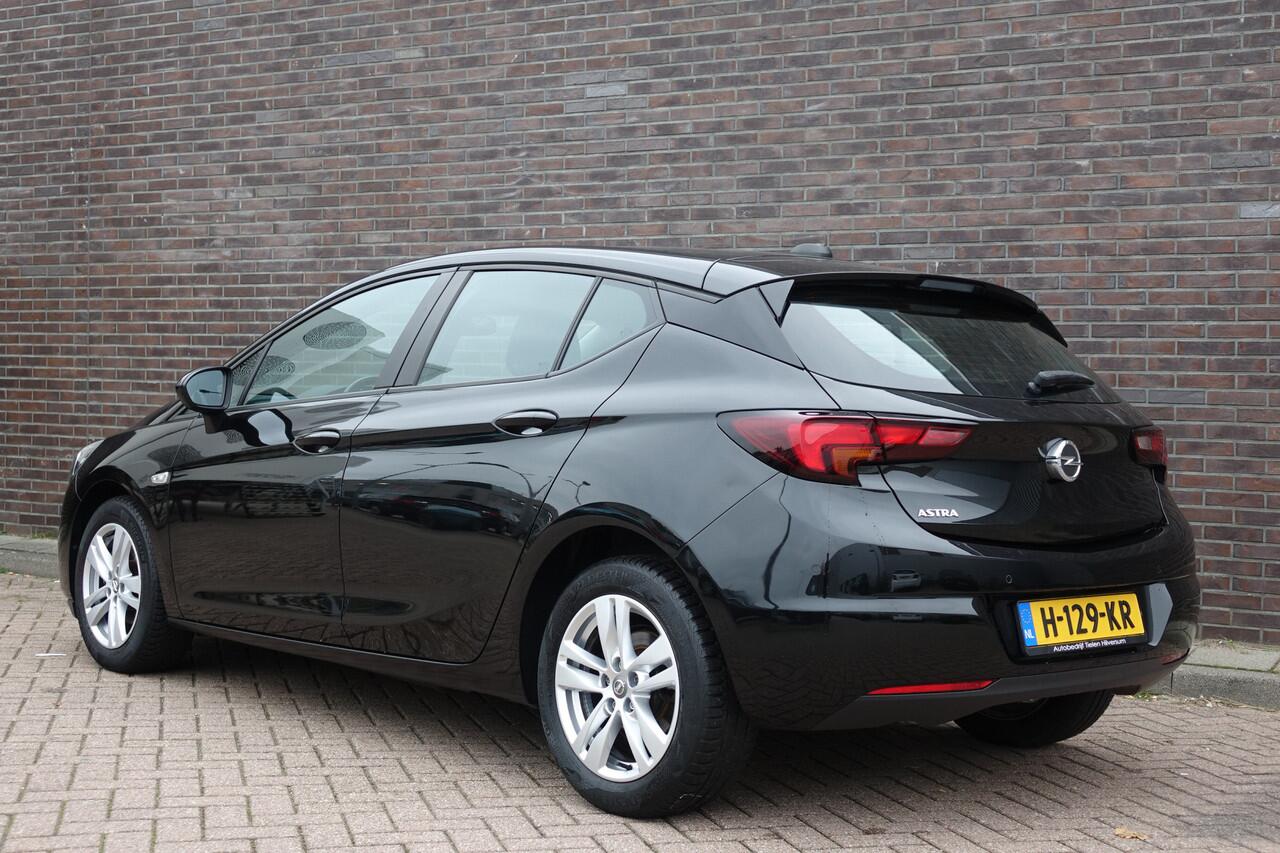 Opel ASTRA 1.2 Business Edition, zwart, 5 deurs, navigatie, prachtige auto! Nieuwe distributie!