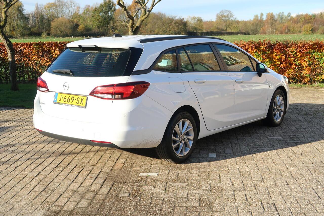 Opel ASTRA Sports Tourer 1.2 Edition NAVI CRUISE 6 VERSNELLINGEN