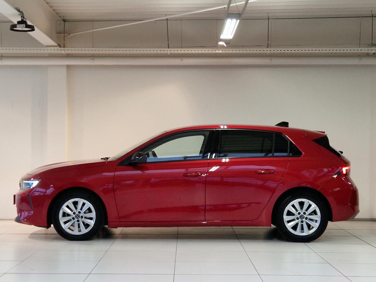 Opel ASTRA 1.2 Level 3 Stoelverwarming| Stuurwielverwarming | Achteruitrijcamera | Apple Carplay/Android Auto