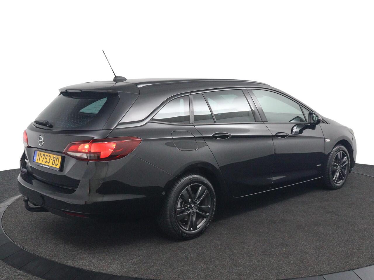 Opel ASTRA Sports Tourer 1.2 Design & Tech*NAVI*ECC*CRUISE*HAAK*CAMERA*TEL*