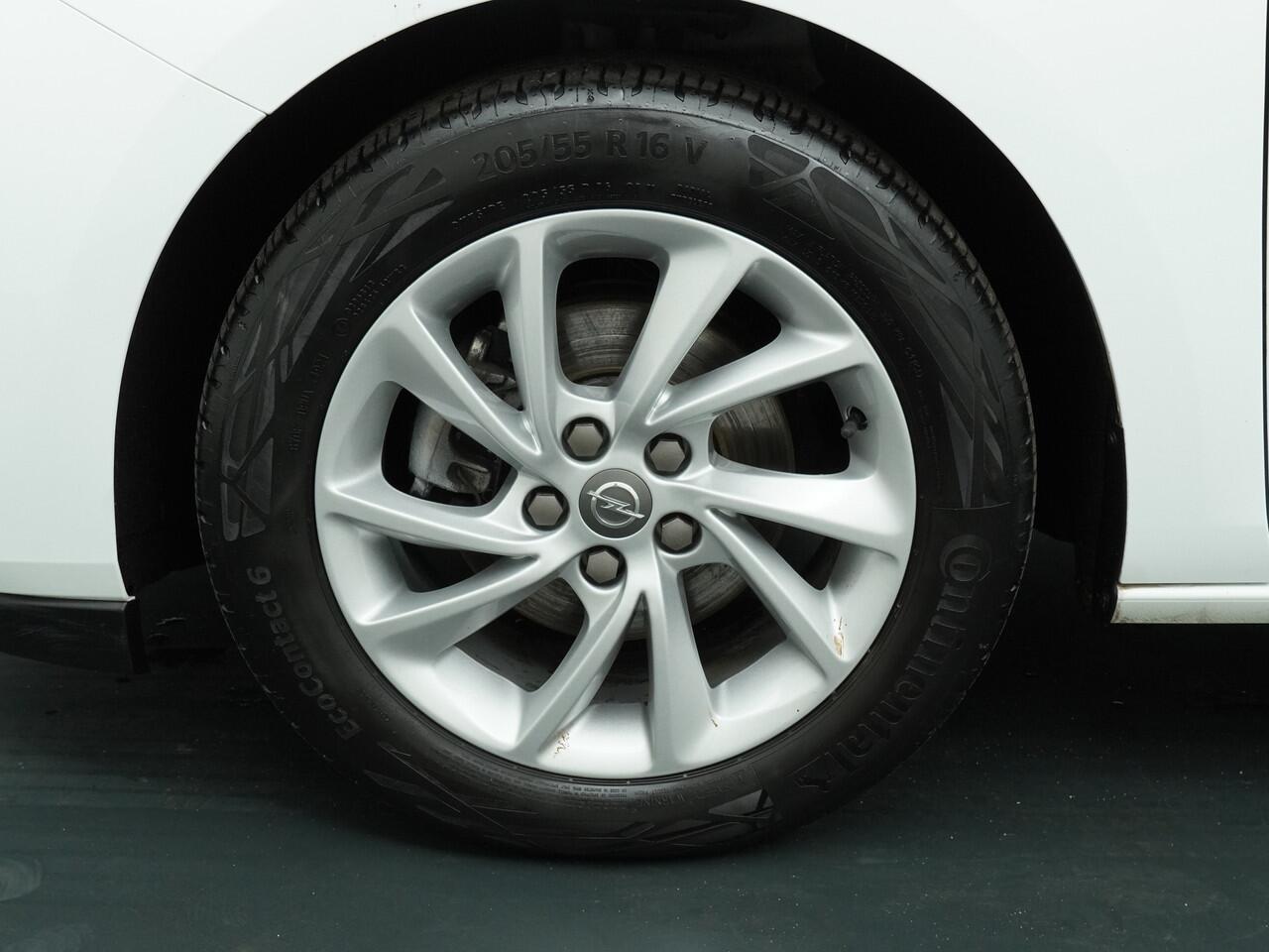 Opel ASTRA 1.2 Turbo Elegance Trekhaak/Navi/Camera /Cruise/16"LM 5 Deurs