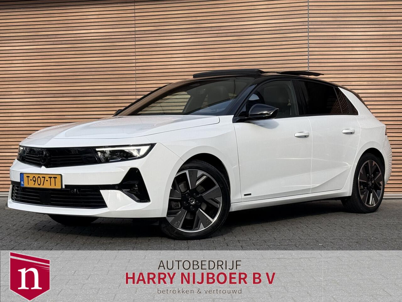 Opel ASTRA Electric 54 kWh GS Ultimate Schuifdak / Navi / Winterpakket / 360* Camera / AGR