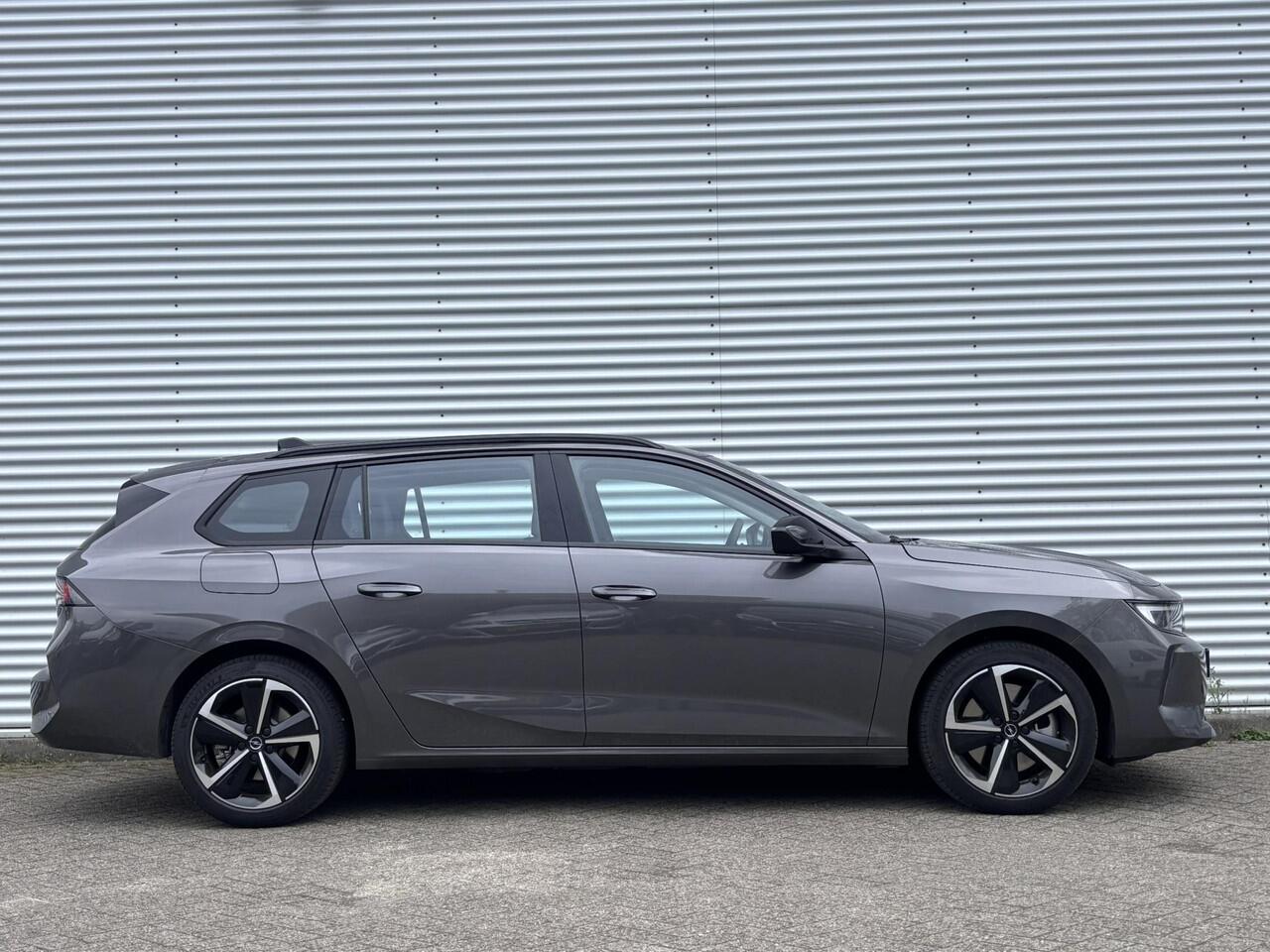 Opel ASTRA ST Edition 1.6 Turbo 180pk HYbrid e-EAT8 | TREKHAAK | ADAPTIVE CRUISE | 180° CAMERA | DRAADLOOS LADEN | 17 INCH | FULL LED | ISOFIX |