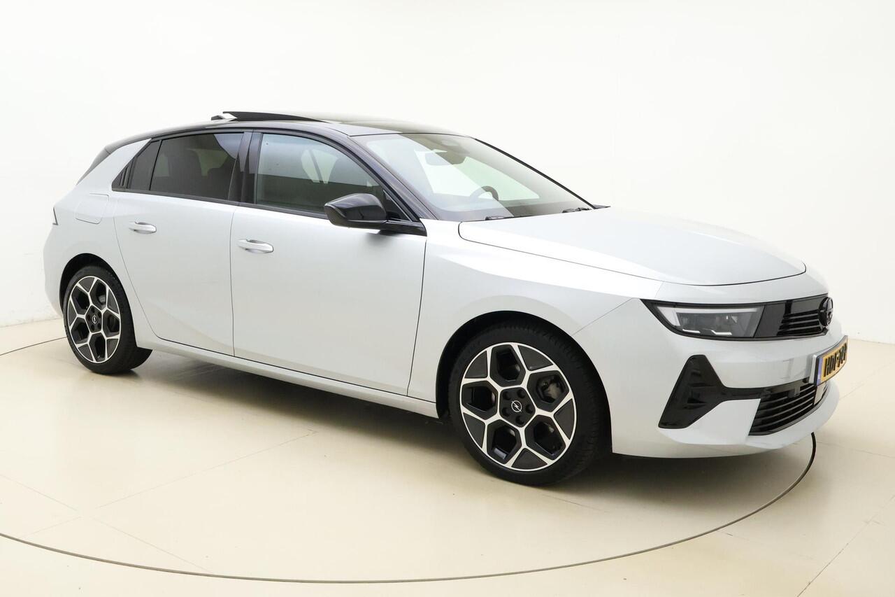 Opel ASTRA 1.2 Turbo 145pk Hybrid Automaat Ultimate | Navigatie | Alcantara bekleding | Camera | Head-up Display | Keyless | Panoramadak | Stoel- en stuurverwarming| 18" Lichtmetalen velgen