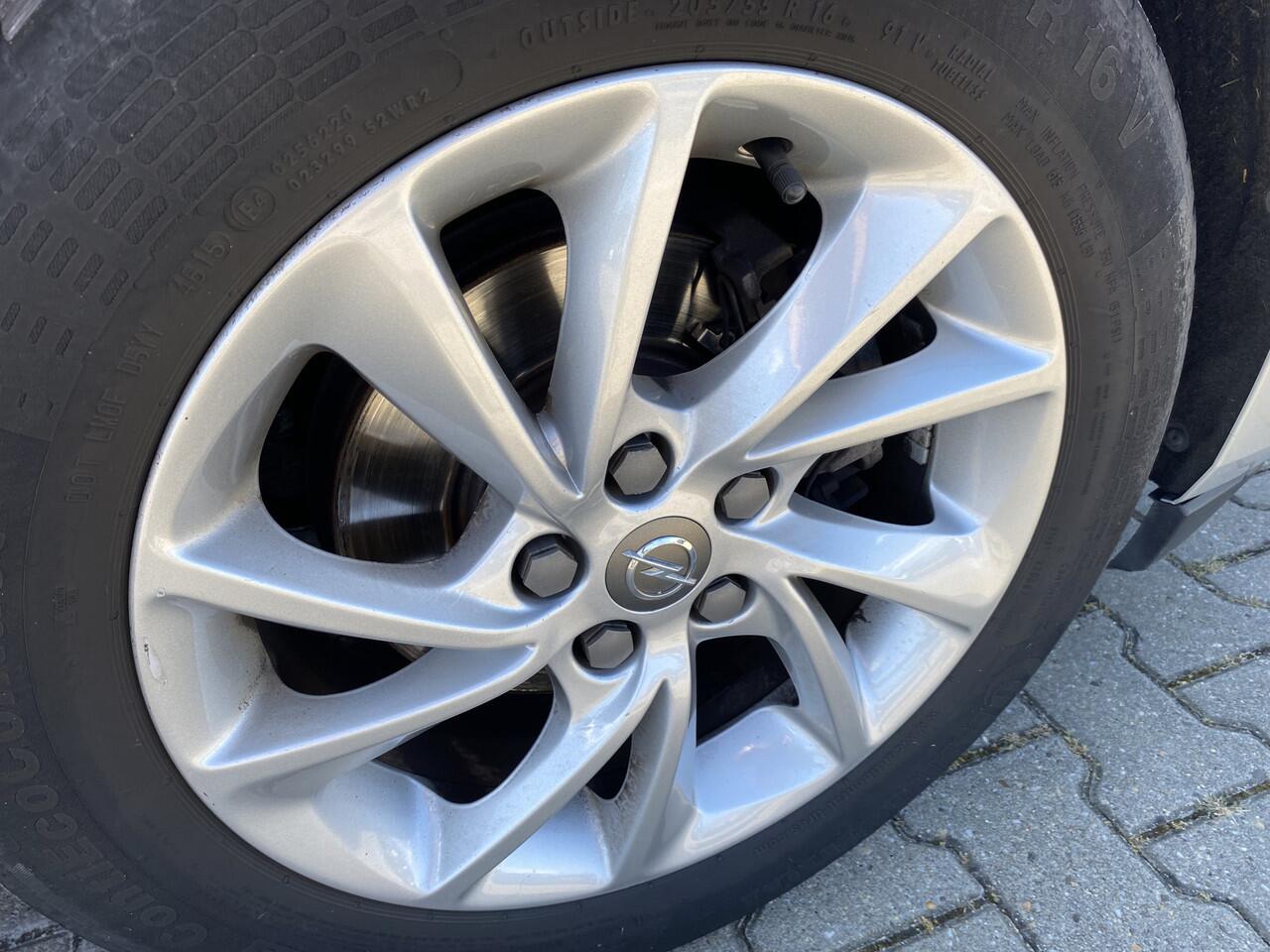 Opel ASTRA Sports Tourer 1.2 Edition Camera, App-Connect & Trekhaak